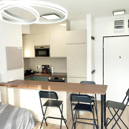 Forest Hill * Budapest